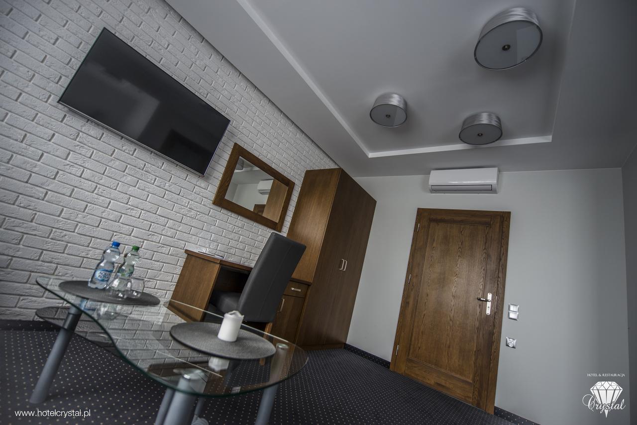 Hotel Crystal Janikowo Экстерьер фото